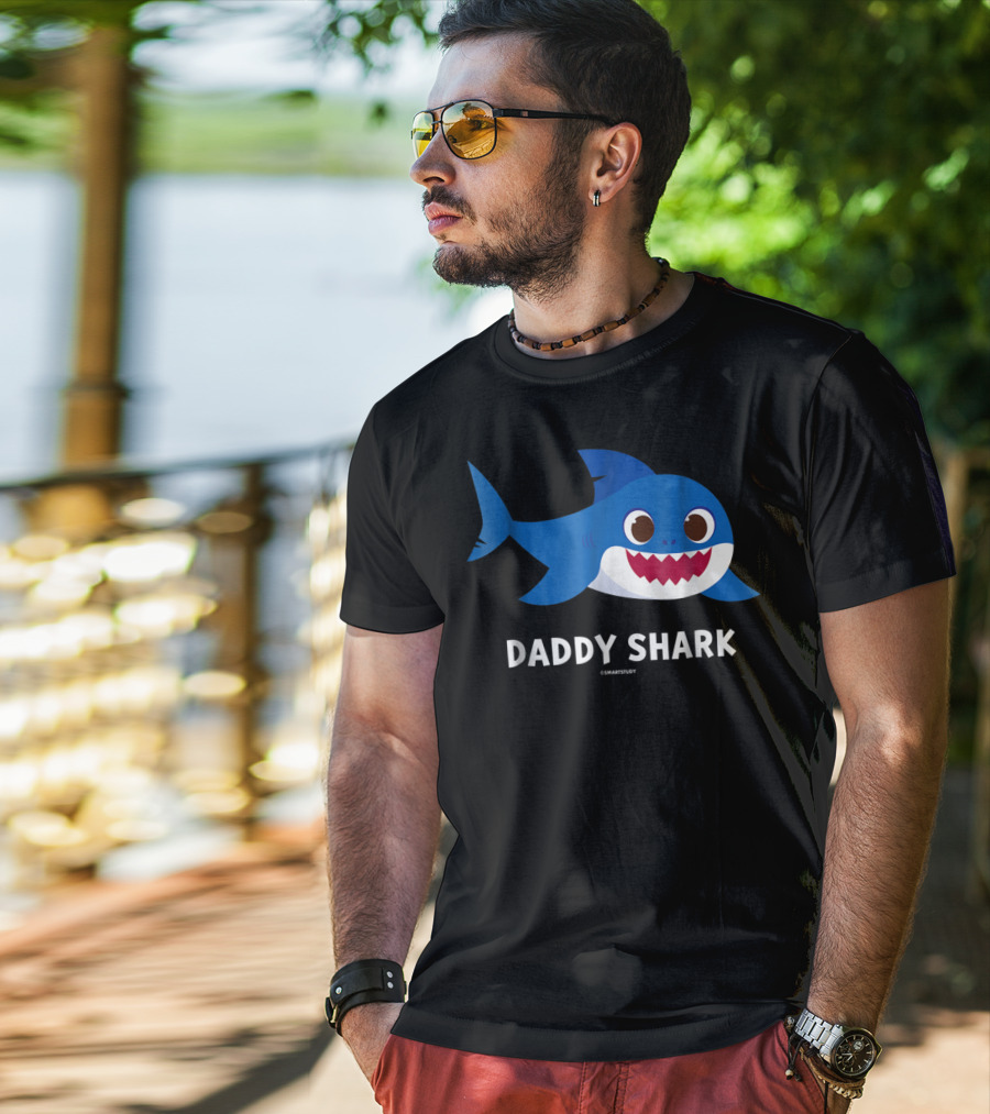 Pinkfong Mens Daddy Shark SmartStudy T-Shirt