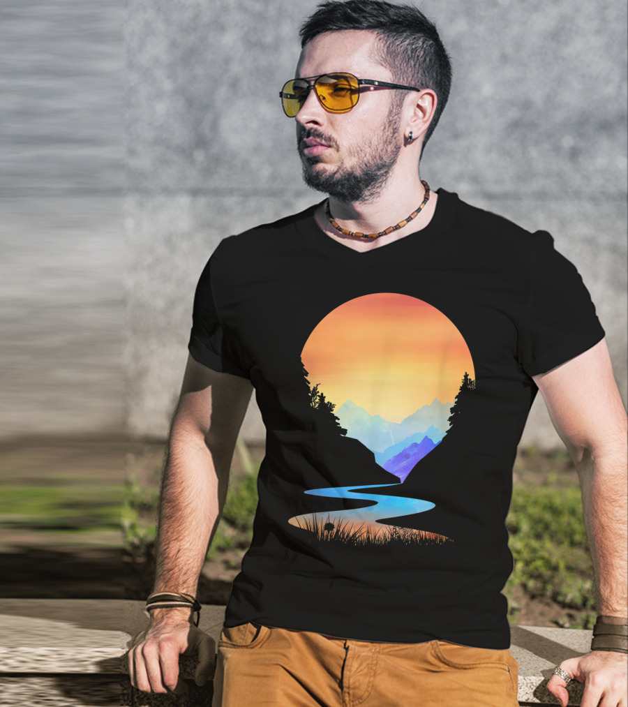 Outdoor Sunset Vintage Style Mountains Sun Nature River Landscape T-Shirt