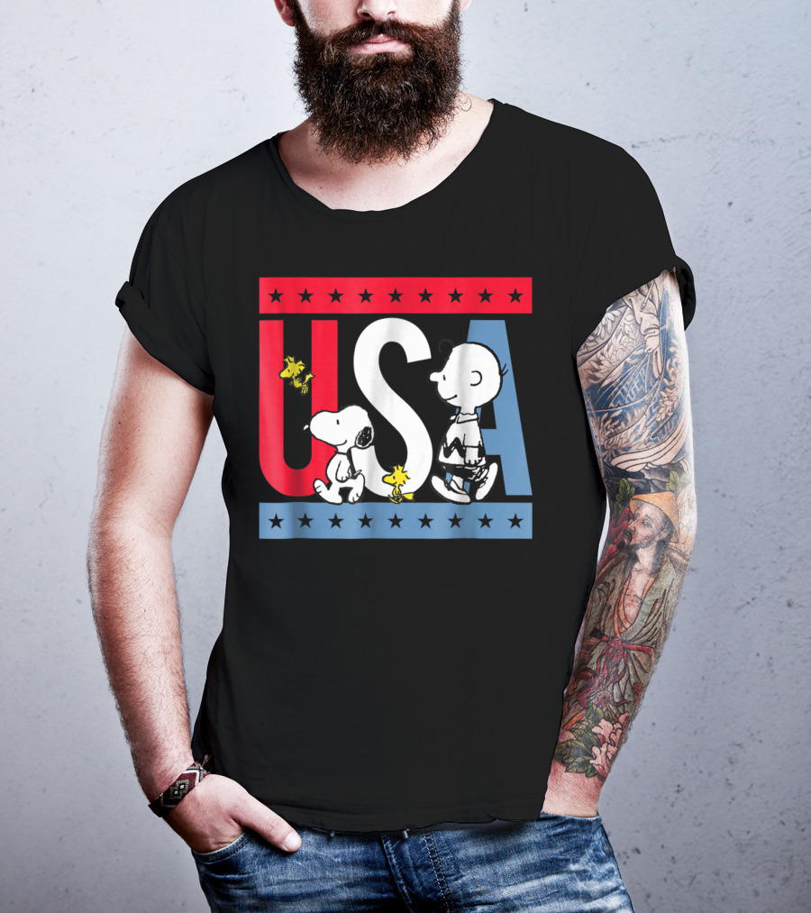 Peanuts Snoopy Woodstock Charlie Brown Red White Blue USA Stars T-Shirt