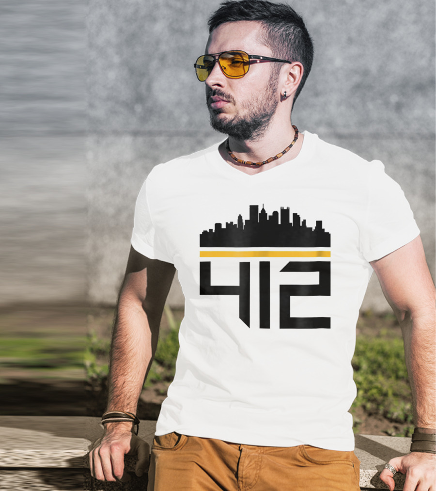 Pittsburgh Skyline 412 Steel City Black And Gold T-Shirt