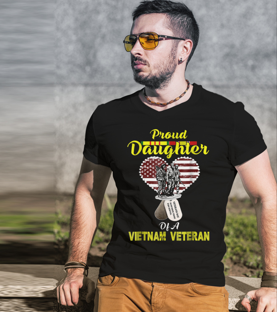 Proud Daughter Of A Vietnam Veteran American Flag Heart Memorial T-Shirt