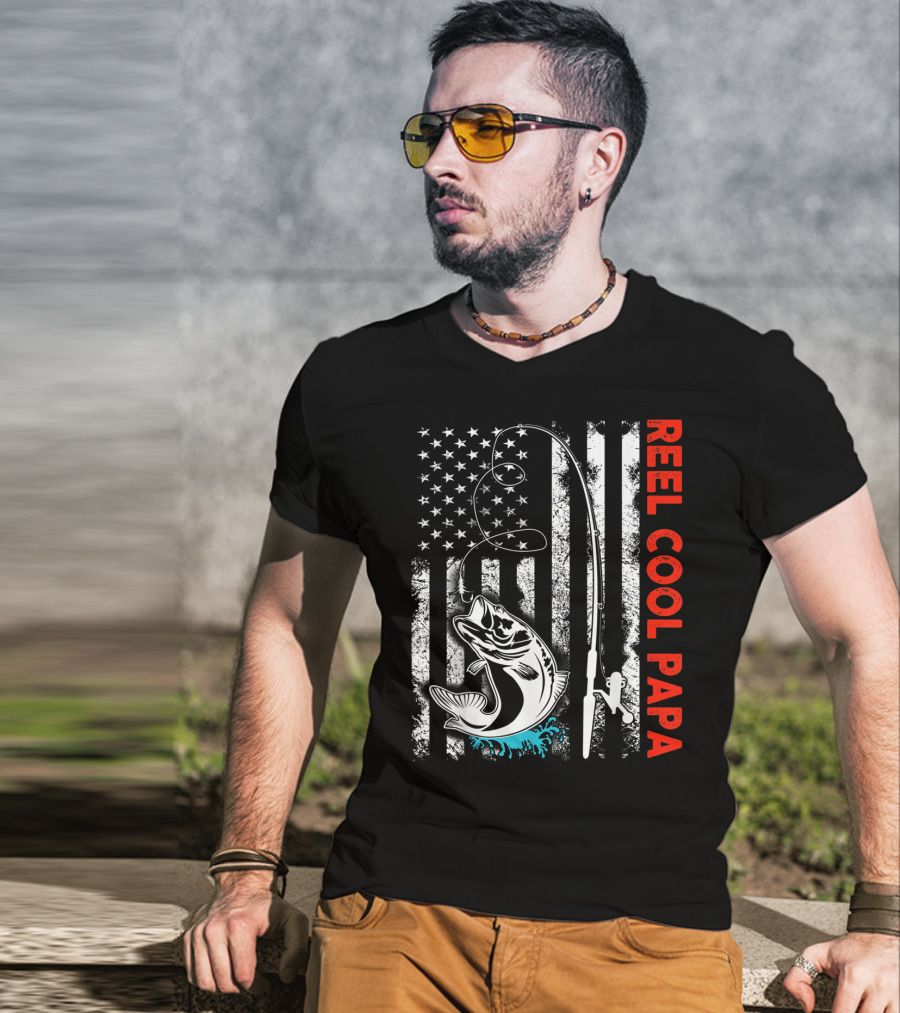 Reel Cool Papa American Flag Fishing Family Fun T-Shirt