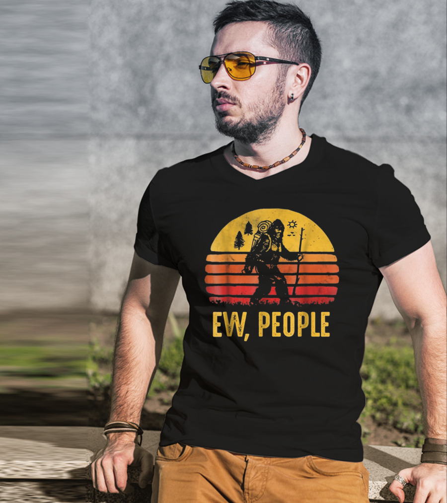 Funny Bigfoot Ew People Vintage Hiking Sunset T-Shirt