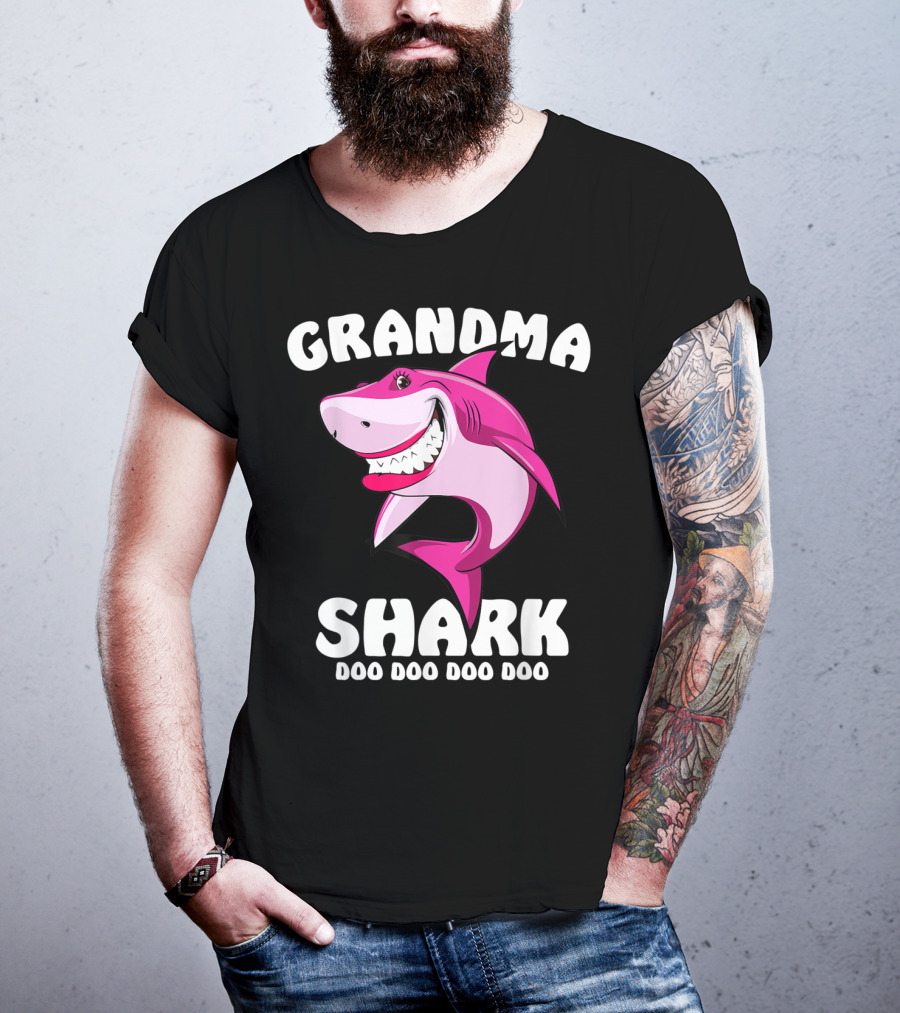 Grandma Shark Doo Doo Doo Doo Matching Family Shark T-Shirt