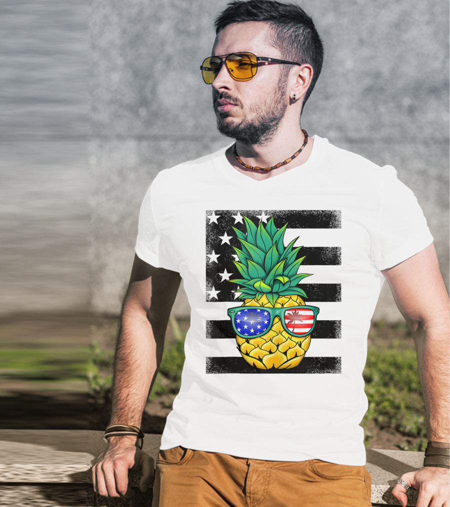 Hawaiian Pineapple With American Flag Sunglasses On Distressed Stars And Stripes Background T-Shirt