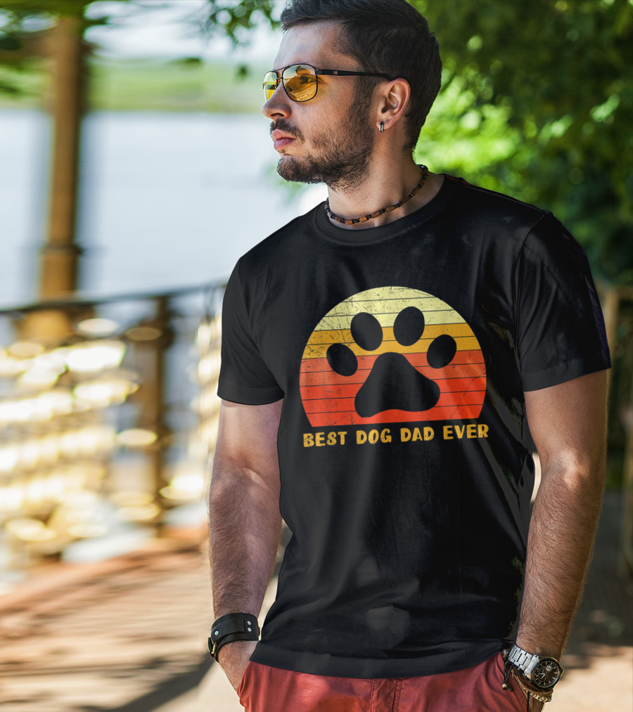 Best Dog Dad Ever Father's Day Retro Paw Prints T-Shirt