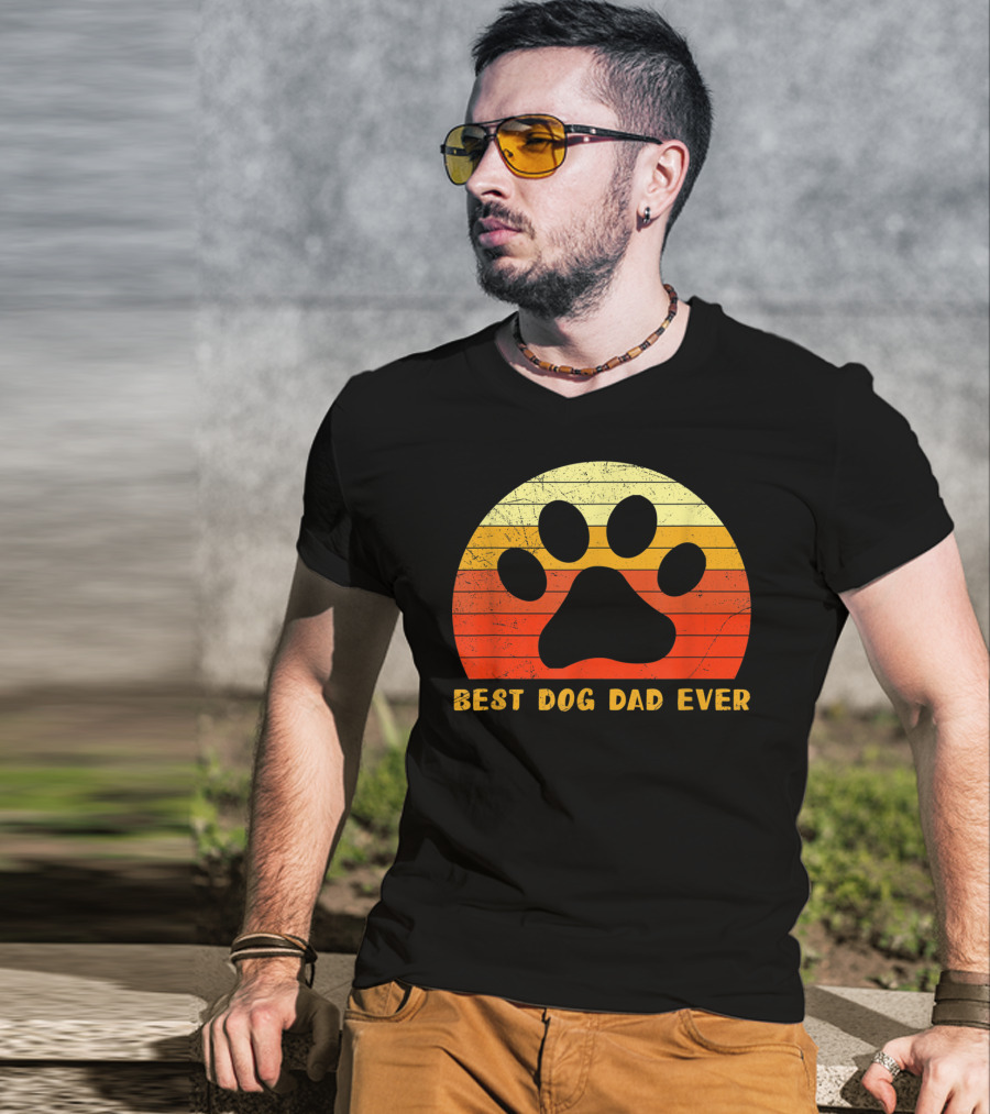 Best Dog Dad Ever Father's Day Retro Paw Prints T-Shirt