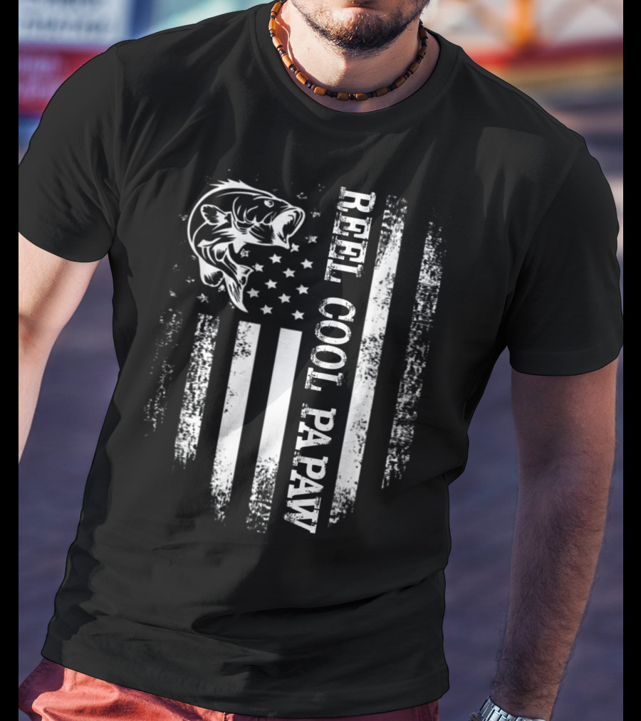 Reel Cool Papaw Fishing American Flag T-Shirt