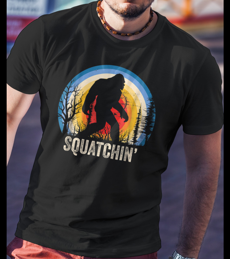 Squatchin Sasquatch Lover Vintage Sunset T-Shirt