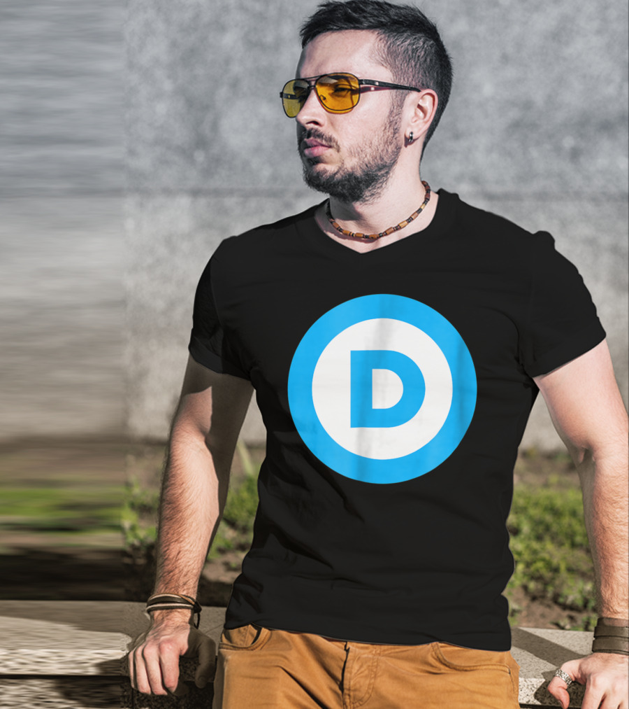 Vote Elect Democrat Freedom D Circle T-Shirt