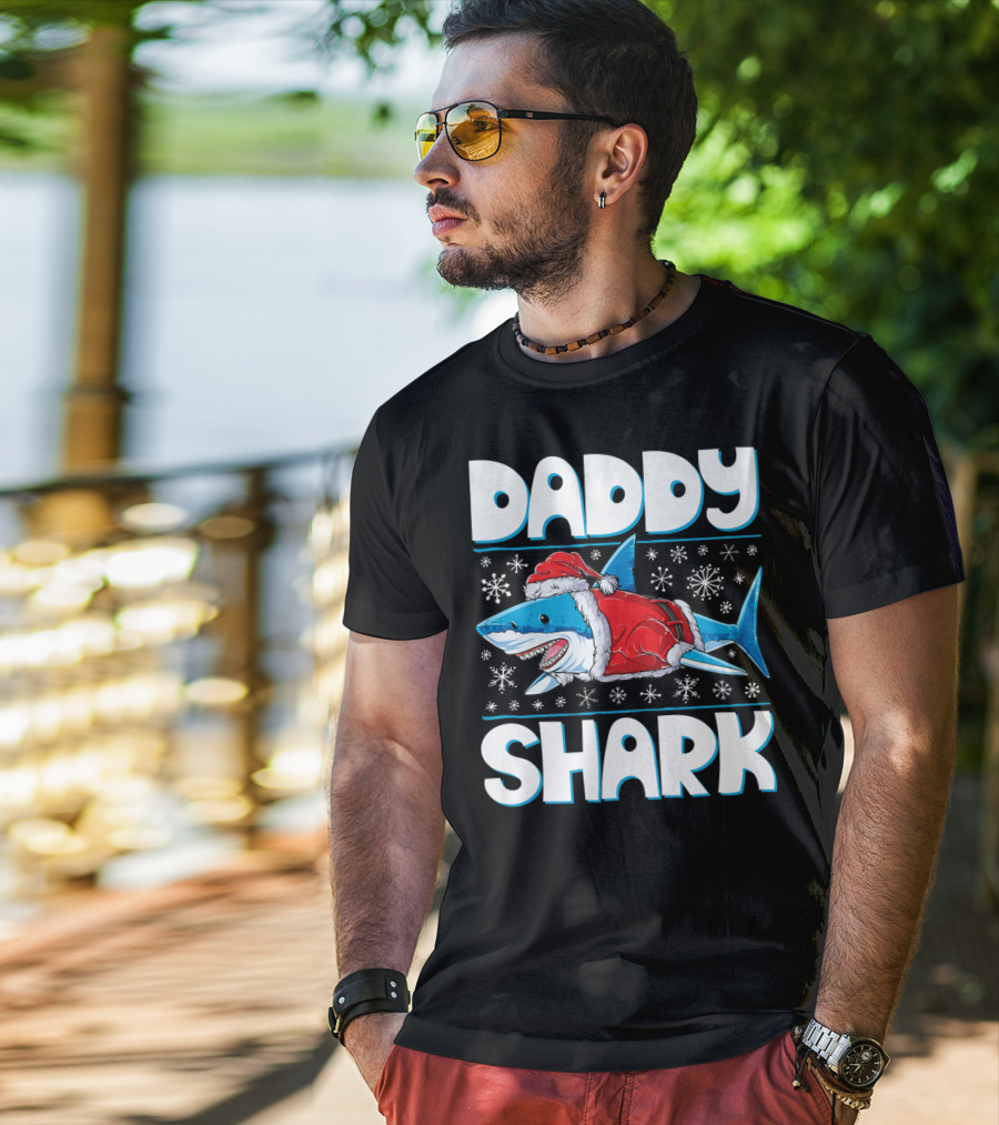 Daddy Shark Santa Christmas Snowflakes T-Shirt