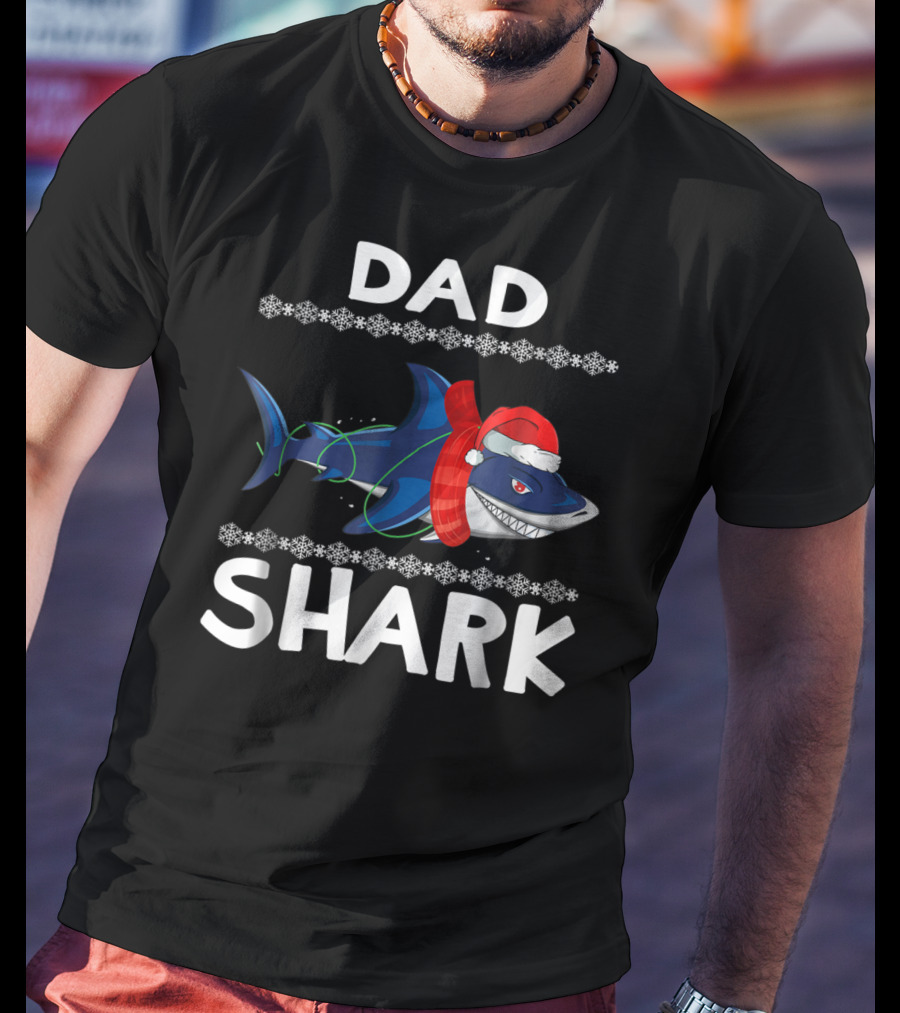 Dad Shark Christmas Family Santa Hat Snowflakes T-Shirt