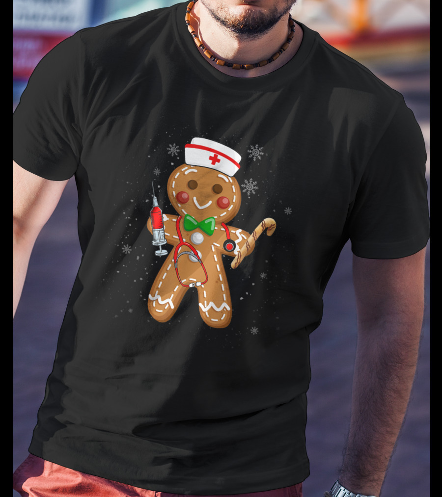 Gingerbread Nurse With Syringe And Stethoscope Christmas Holiday Fun T-Shirt