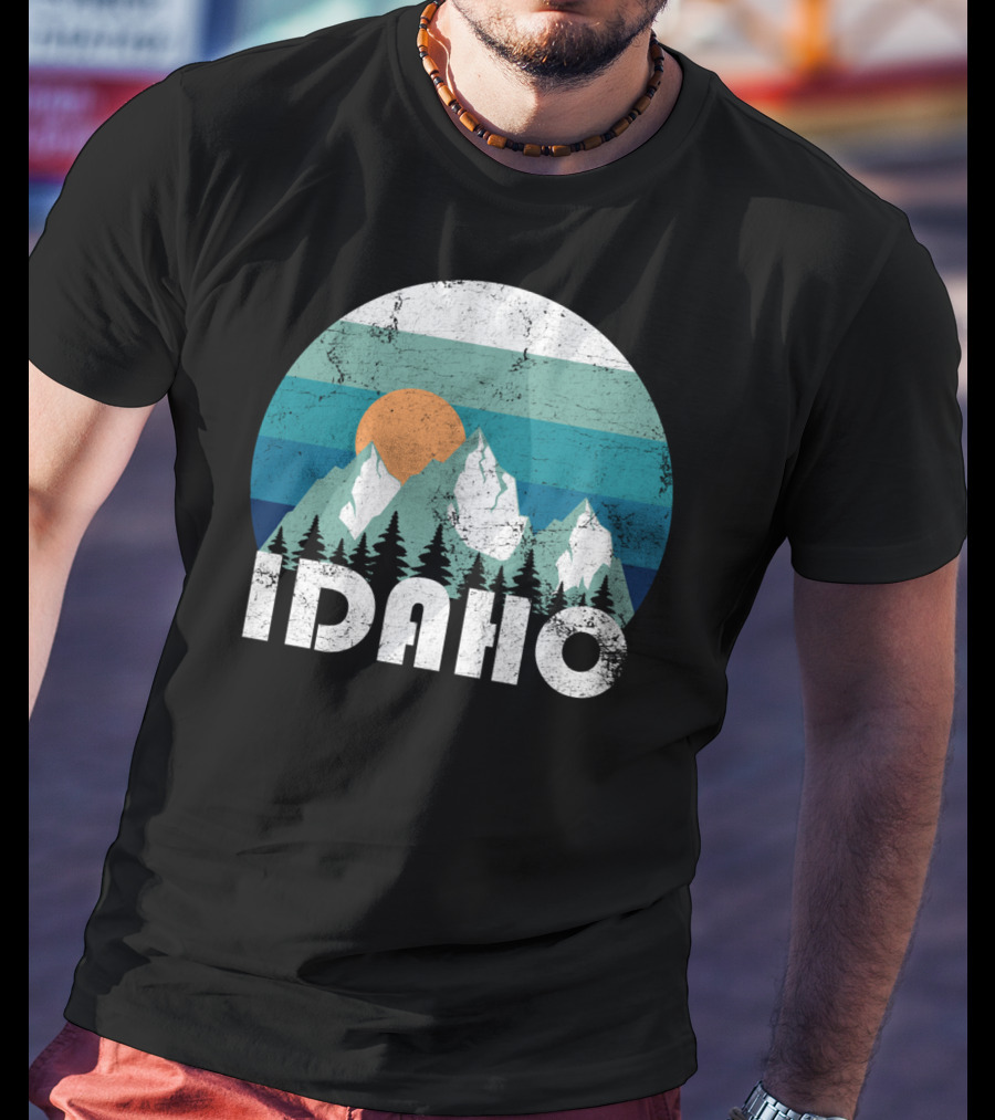 Idaho Mountains Retro Sunset Forest Scenic T-Shirt