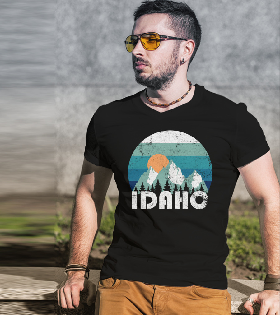 Idaho Mountains Retro Sunset Forest Scenic T-Shirt