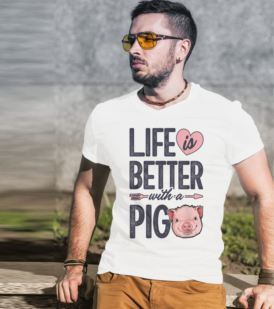 Life Is Better With A Pig Pigs Farm Farmer Pig Face Heart Arrow T-Shirt
