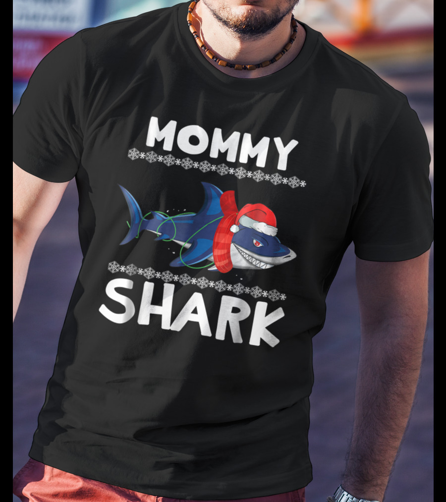 Mommy Shark Christmas Family With Santa Hat And Snowflakes T-Shirt