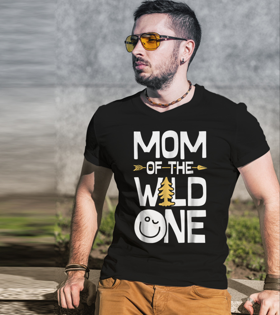 Mom Of The Wild One Arrow Tree Smiley Mother's Day Fun T-Shirt