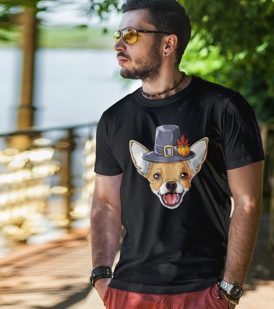 Pilgrim Hat Chihuahua With Thanksgiving Pumpkin And Leaf T-Shirt