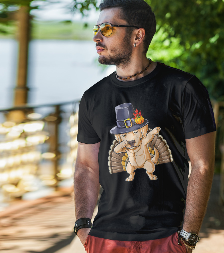 Thanksgiving Dabbing Labrador Wearing Pilgrim Hat With Turkey Tail T-Shirt