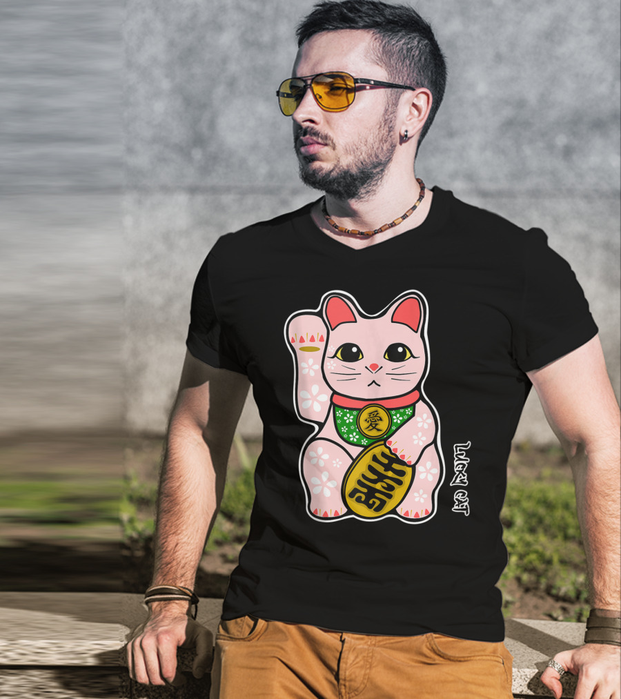 Lucky Cat Manekineko Japanese Love Prosperity Symbol Icon Floral T-Shirt