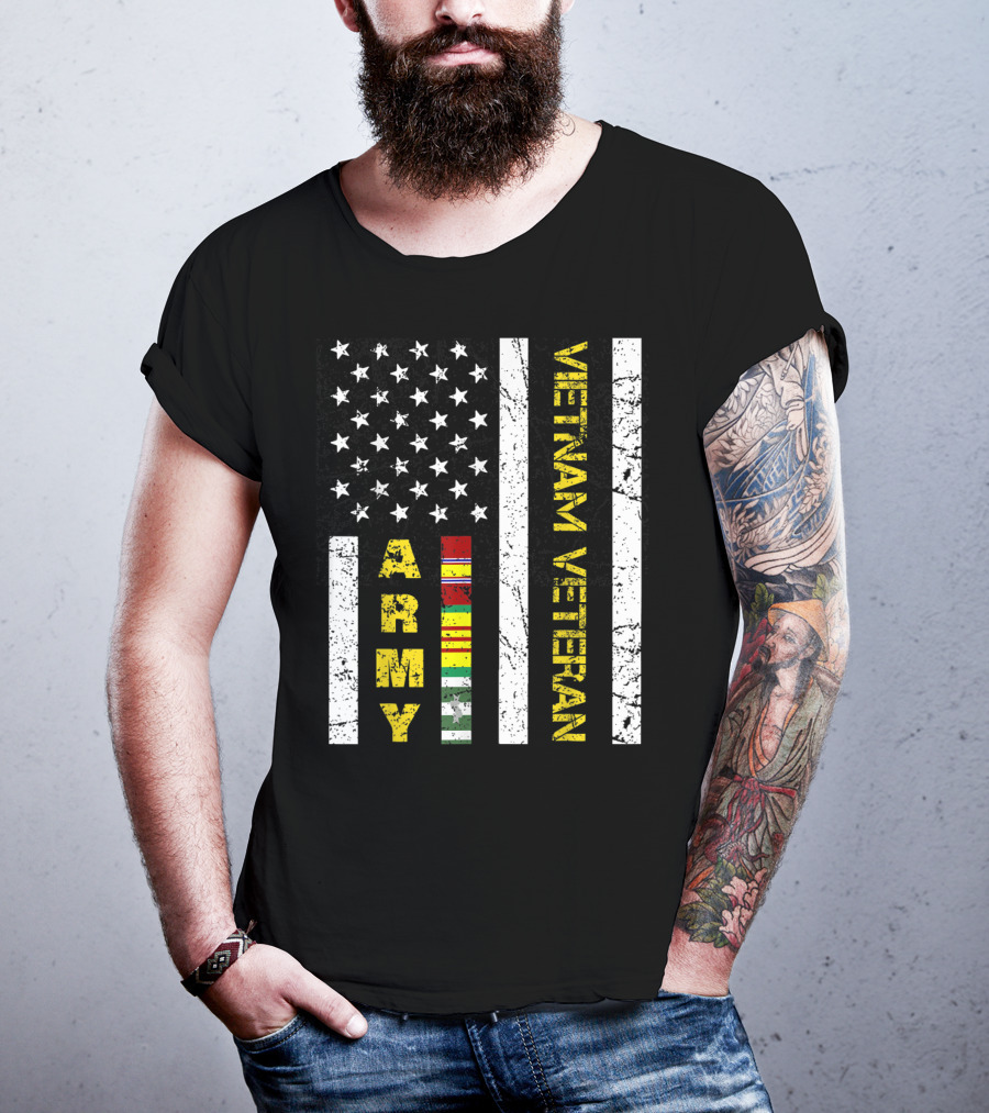 Mens Vietnam Veteran US Army Flag With Service T-Shirt