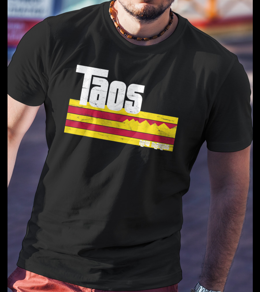 Taos New Mexico Vintage Mountain Stripes Skiing Hiking T-Shirt