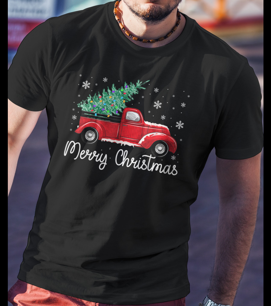 Vintage Red Truck With Christmas Tree And Merry Christmas Snowflakes T-Shirt