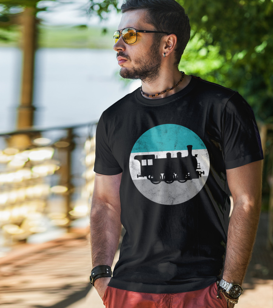 Vintage Steam Train Silhouette In Retro Circle T-Shirt
