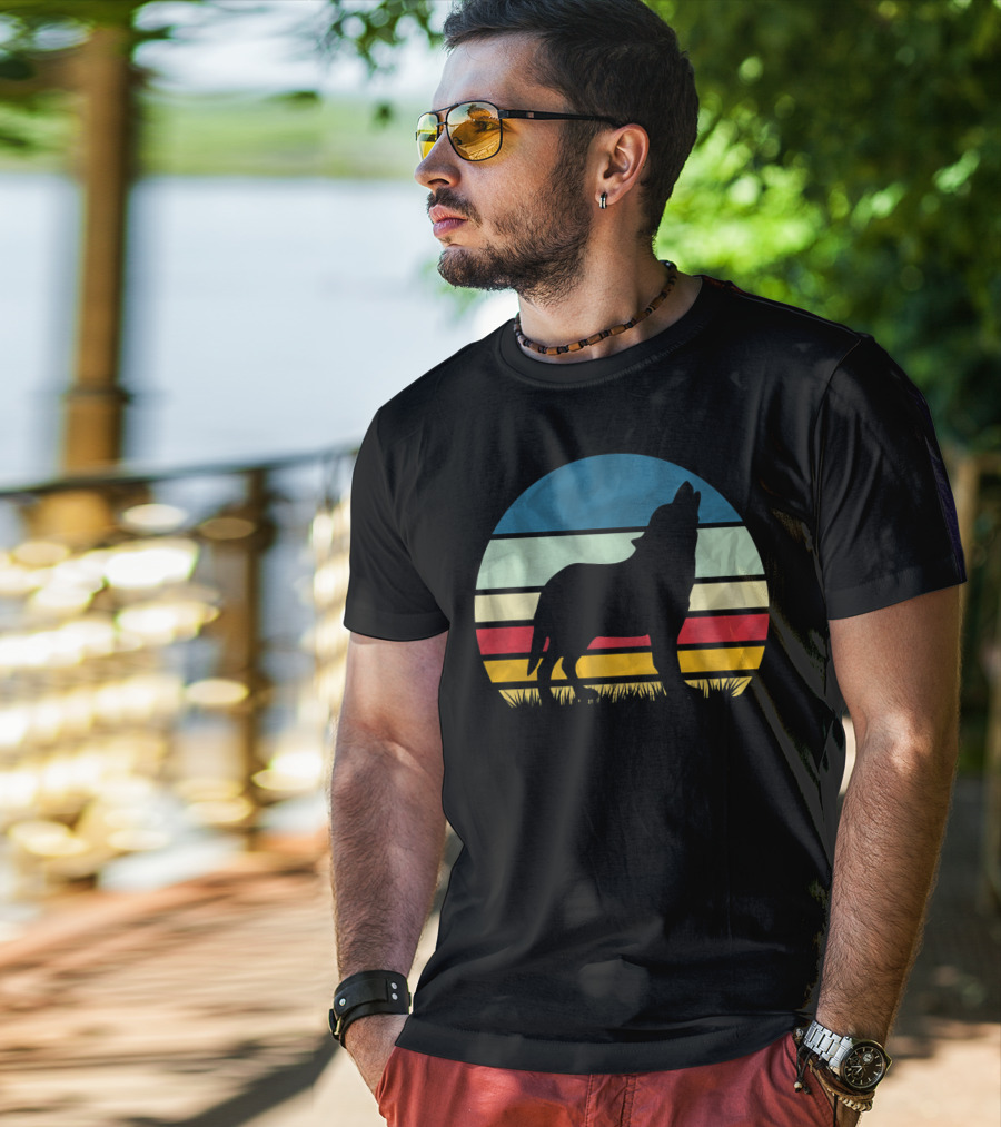 Retro Wolf Silhouette Vintage Sunset Stripes T-Shirt
