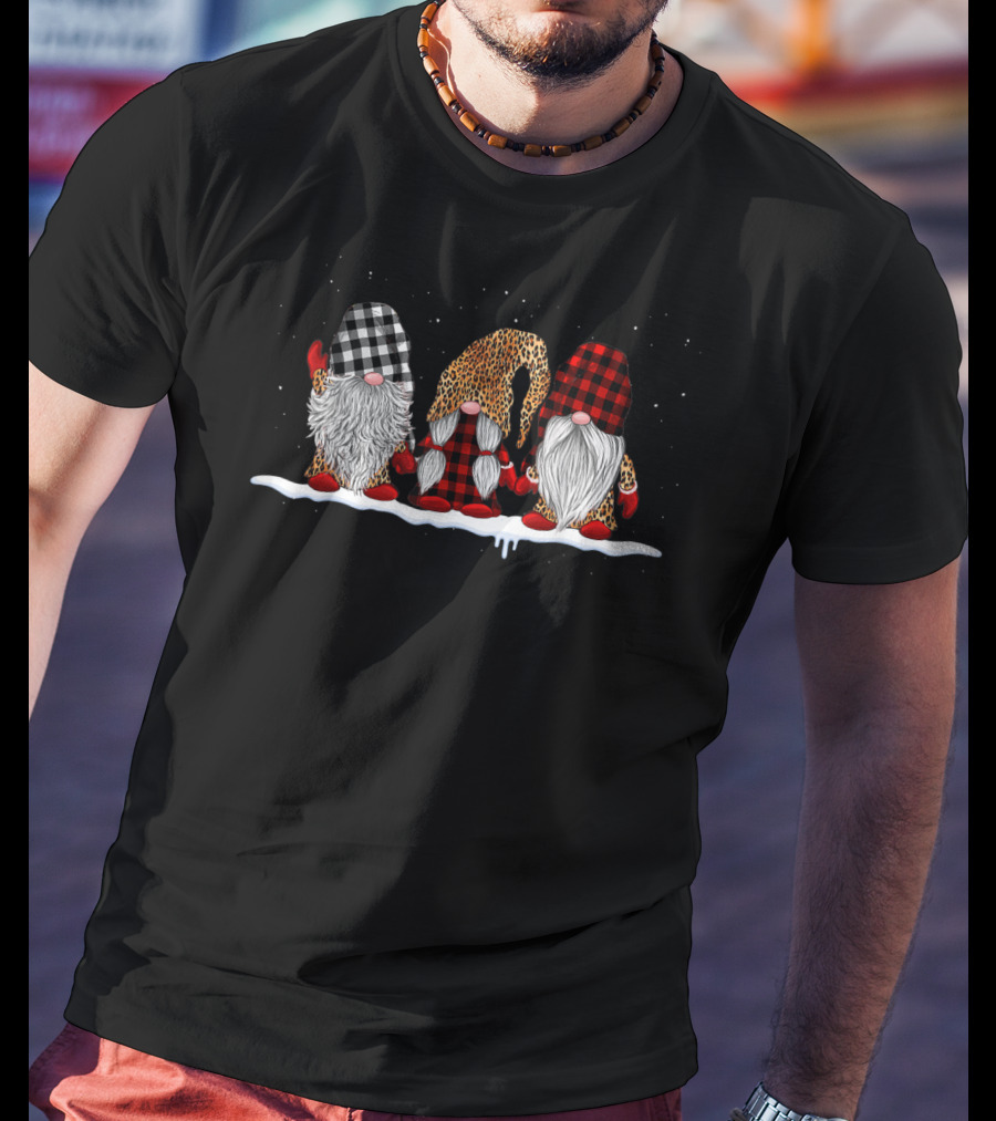 Tree Gnomies Black Red Plaid Leopard Gnomes Snow T-Shirt