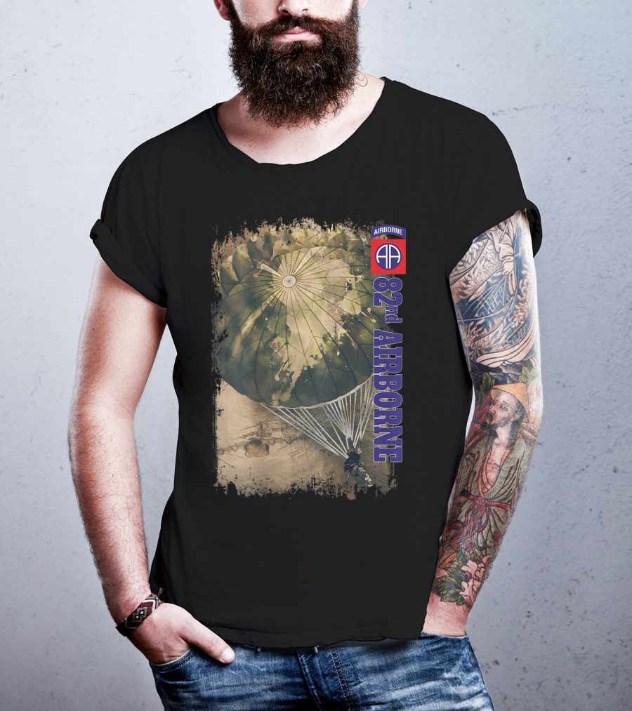 82Nd Airborne Division Parachute And Emblem T-Shirt