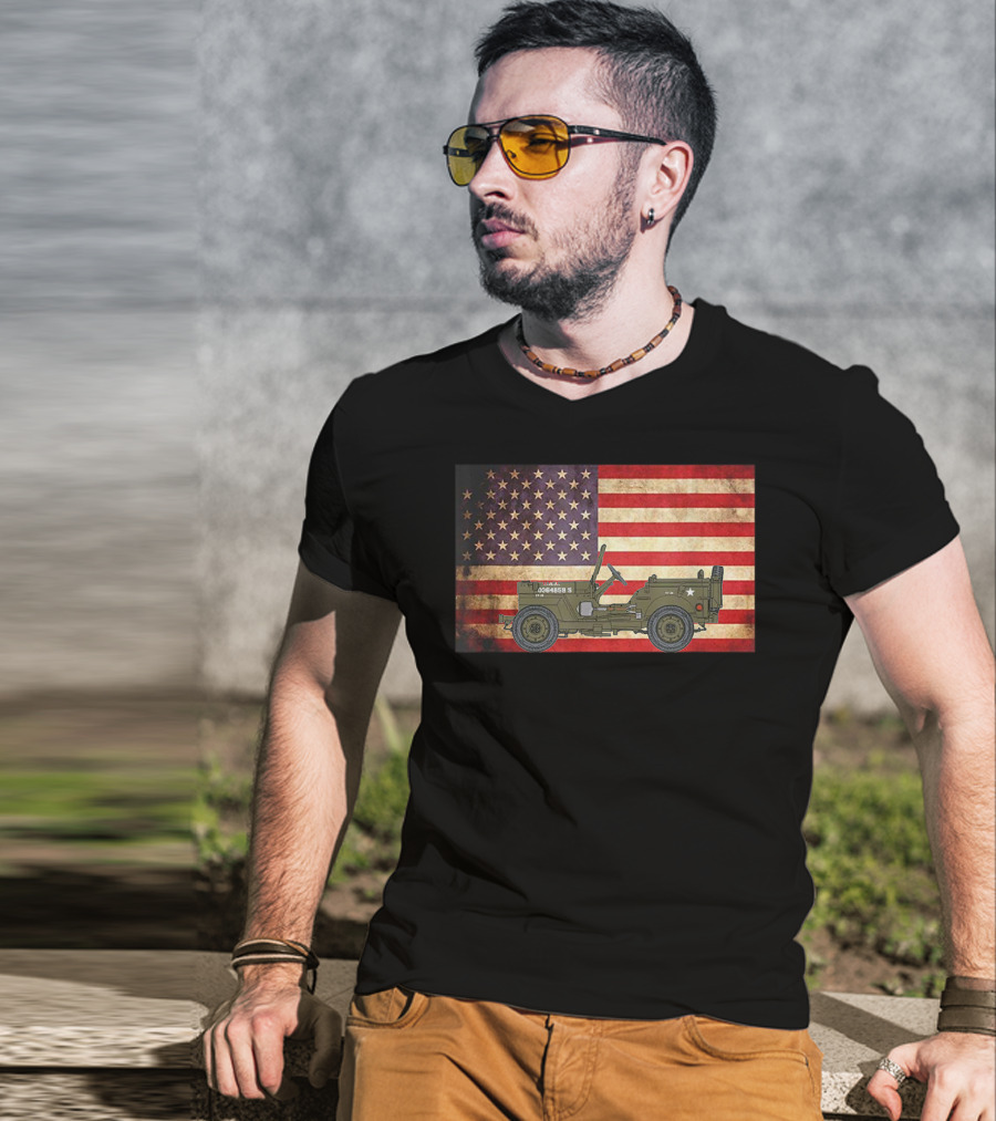 American USA Flag Willys Jeep WW2 Military Army Vehicle Stars And Stripes Vintage Retro Iconic T-Shirt
