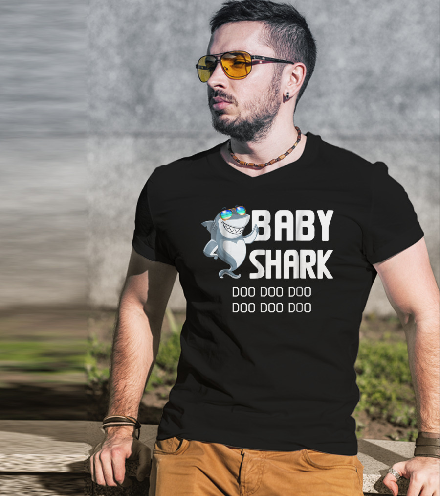 Baby Shark Doo Doo Doo Sunglasses Cool Fun T-Shirt