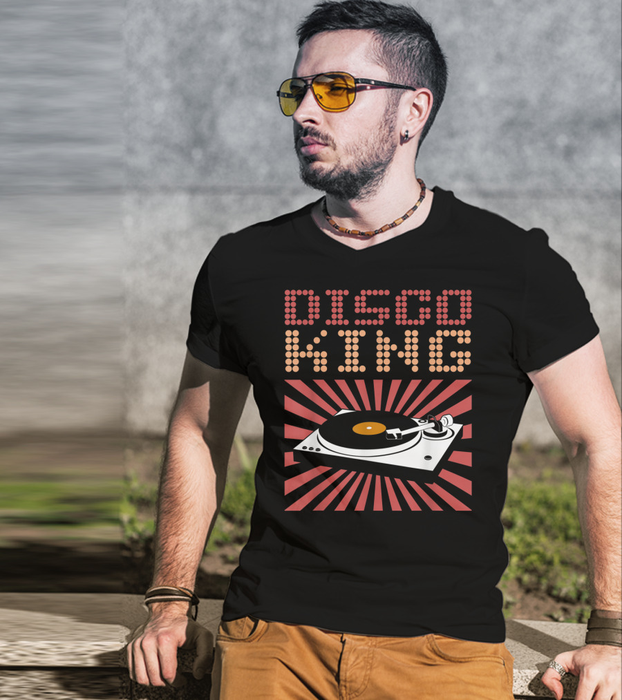 DISCO KING 70s Turntable Vinyl Record Retro Vibes T-Shirt