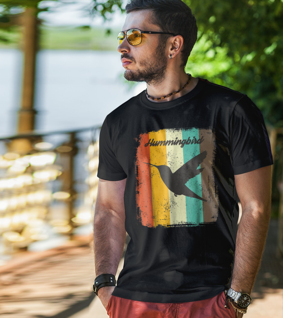 Hummingbird 70s Vintage Bird Lover Retro Stripes T-Shirt
