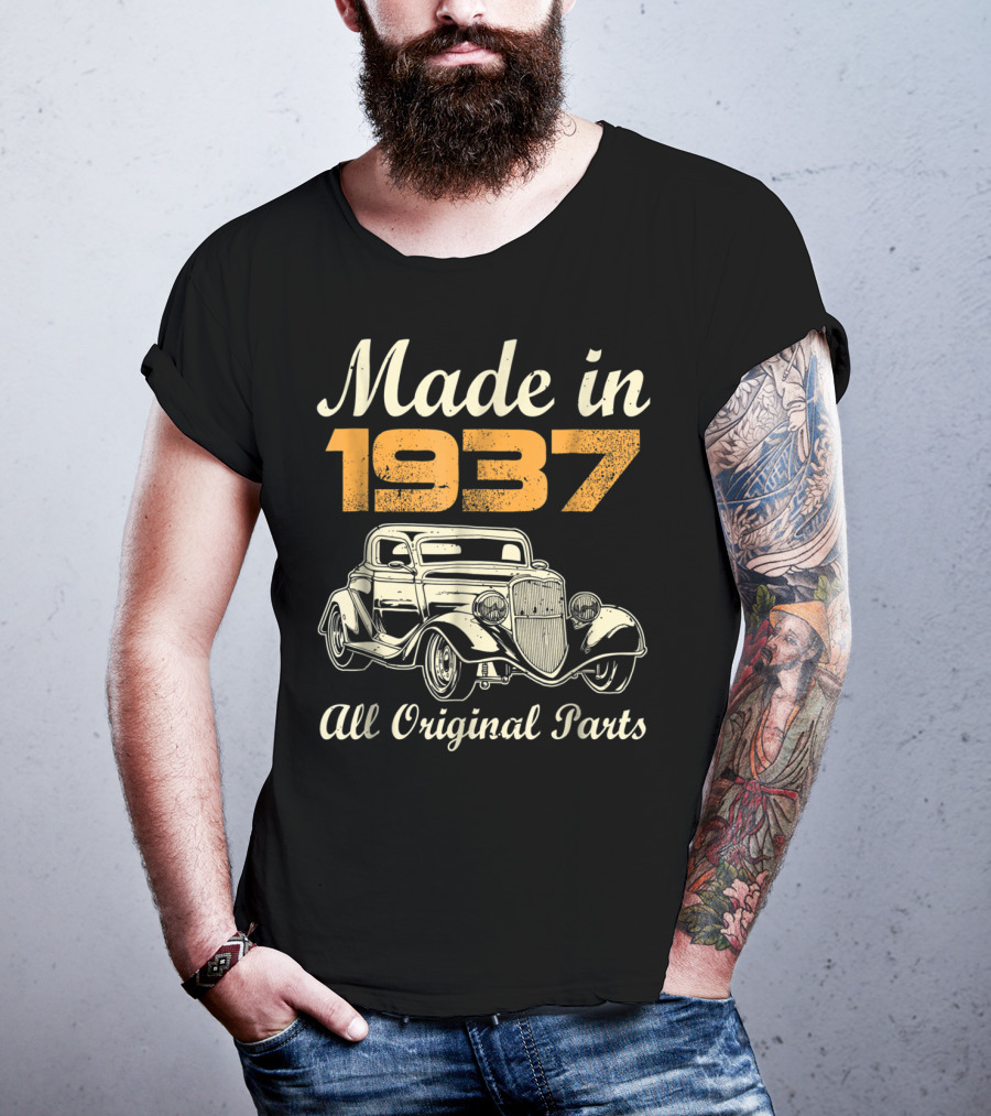 Made In 1937 All Original Parts Vintage Car 82nd Birthday T-Shirt