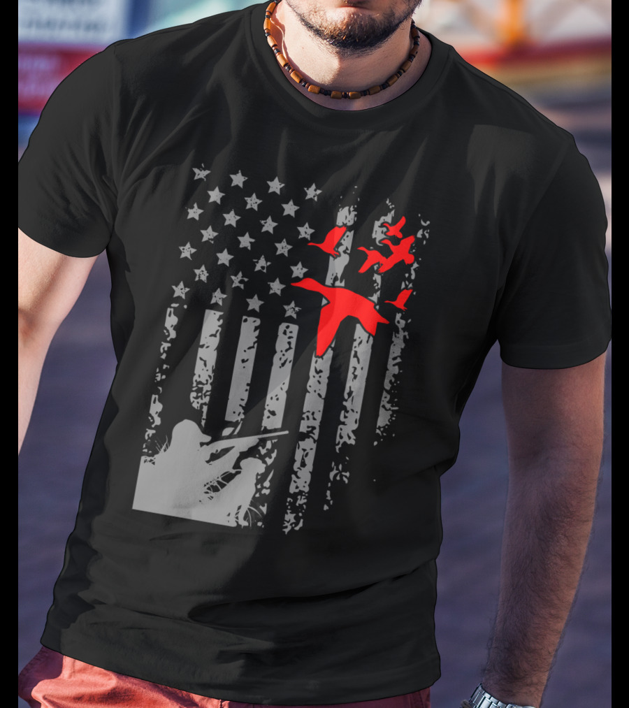 American Flag Waterfowl Hunting With Patriotic Duck T-Shirt