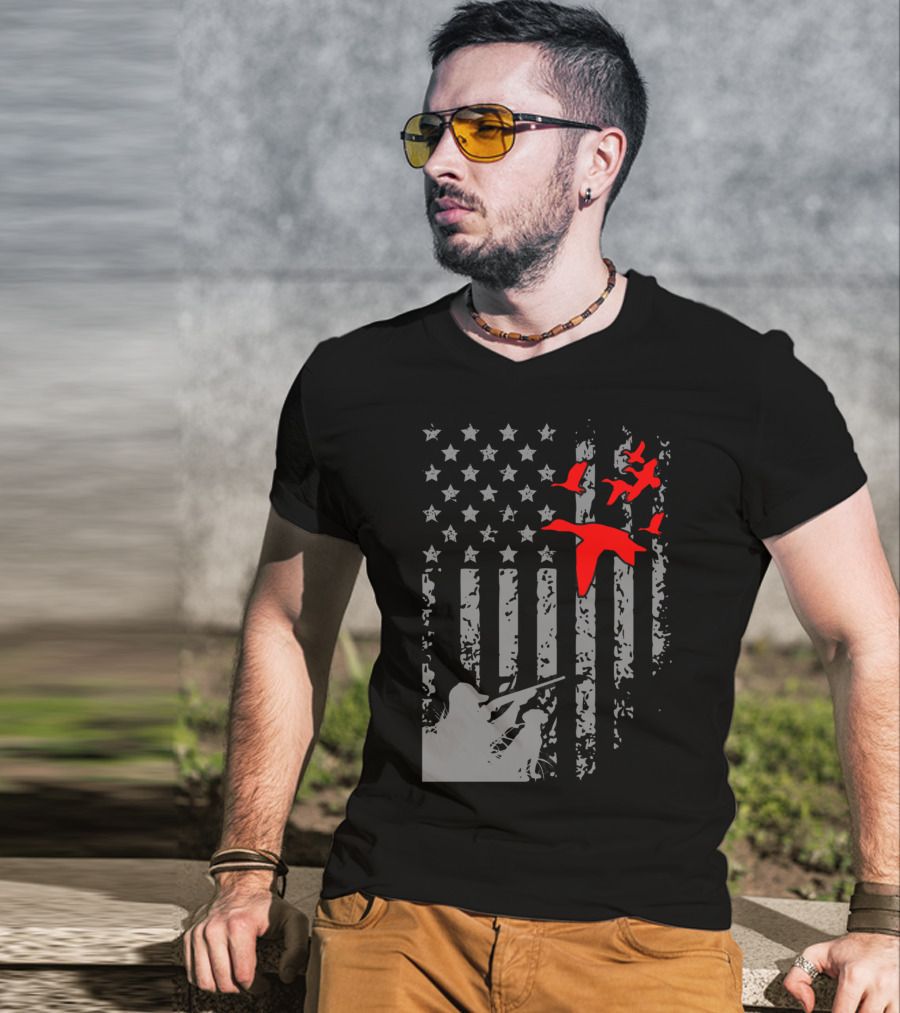 American Flag Waterfowl Hunting With Patriotic Duck T-Shirt