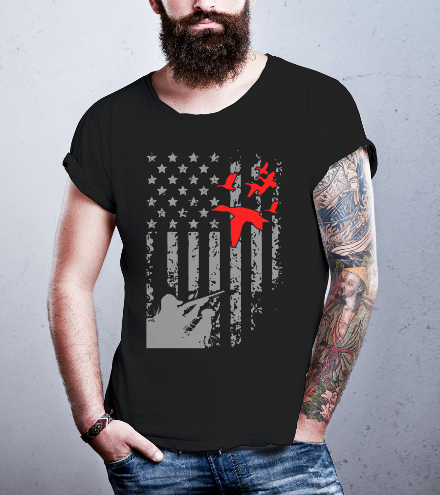 American Flag Waterfowl Hunting With Patriotic Duck T-Shirt