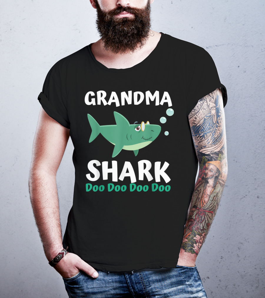 Grandma Shark Doo Doo Doo Doo Matching Family Shark Set T-Shirt