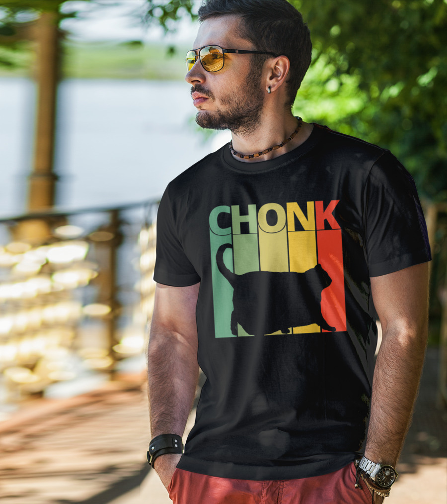 Chonk Cat Meme Funny Big Chungus Retro Stripes T-Shirt