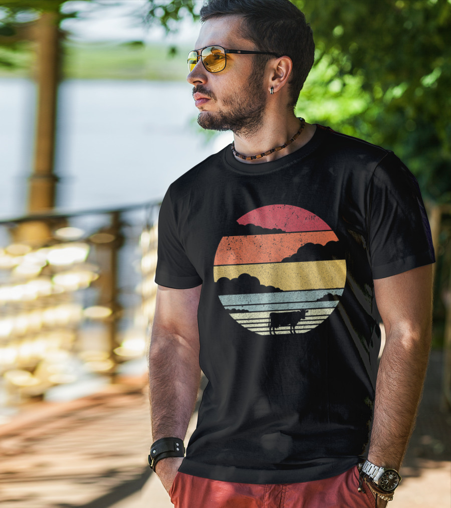 Cow Style Sunset Vintage Retro T-Shirt