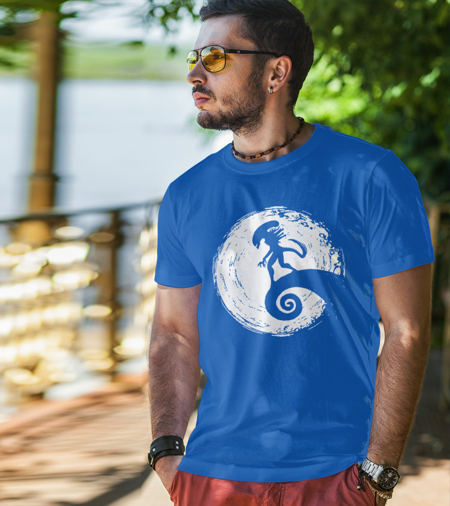 Nightmare On LV 426 Alien Meets Spiral Moon Scene T-Shirt