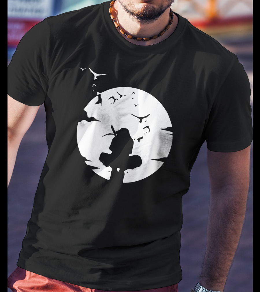 Itachi Uchiha Moonlit Silhouette Stance T-Shirt