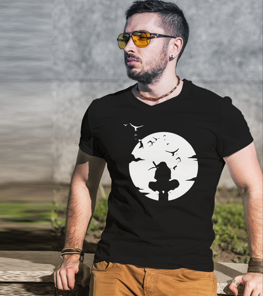 Itachi Uchiha Moonlit Silhouette Stance T-Shirt