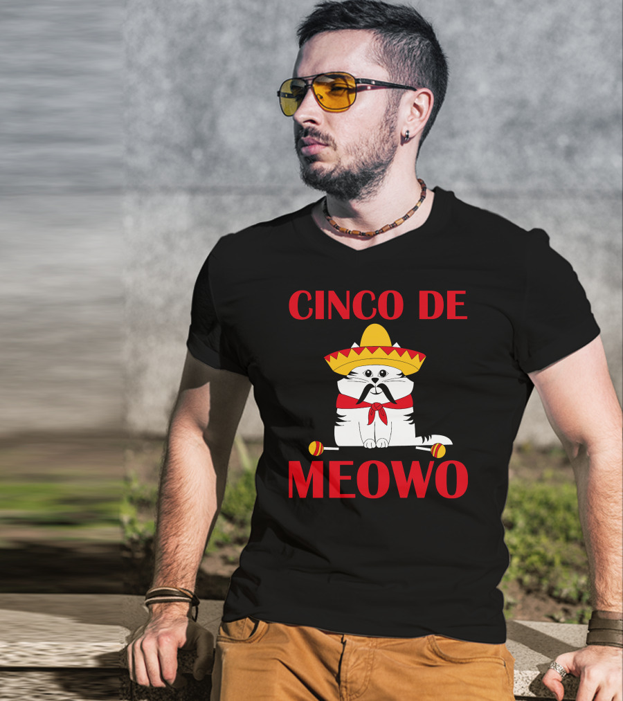 Cinco De Meowo Cat Sombrero And Maracas Cinco De Mayo T-Shirt