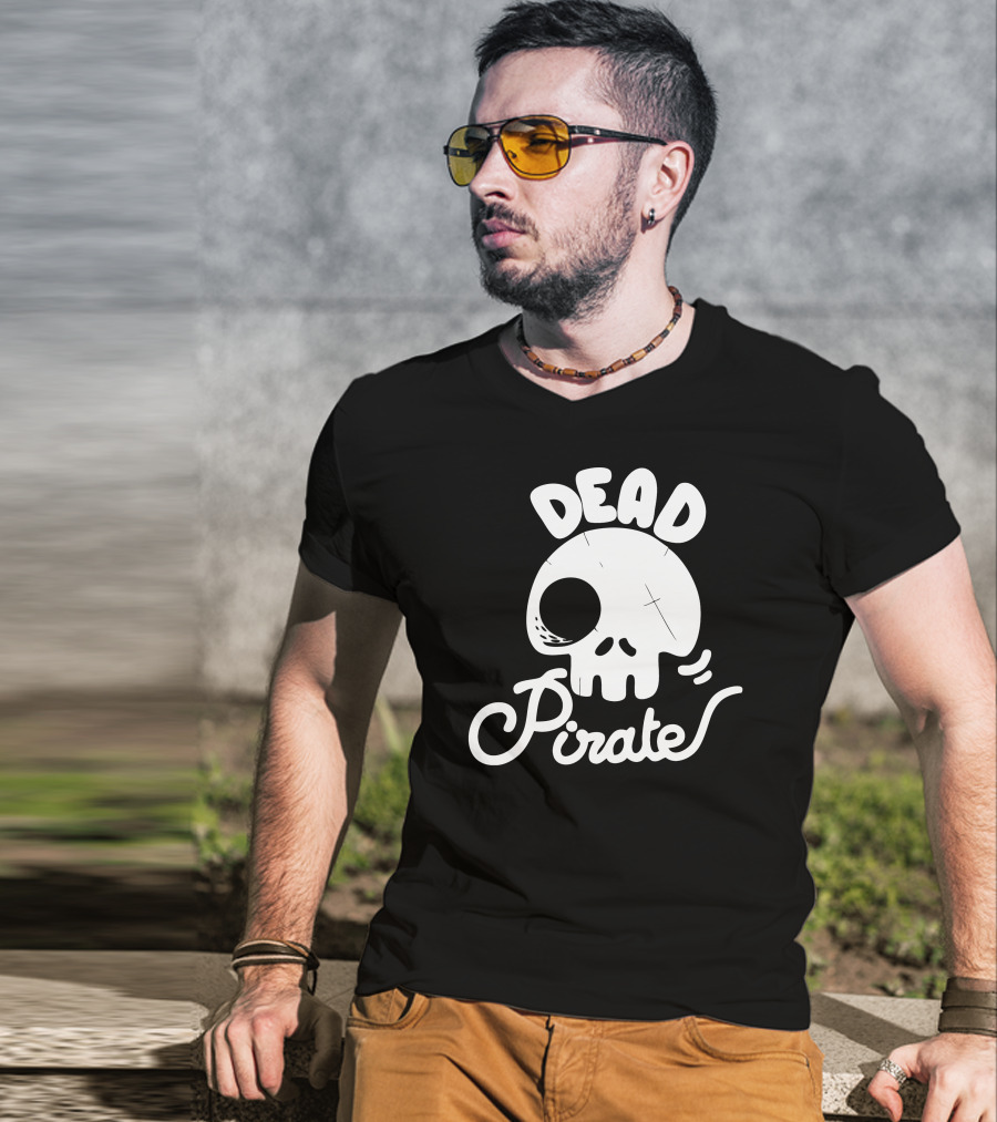 DEAD PIRATE Skull T-Shirt
