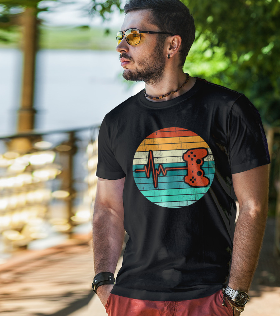Funny Video Game Lover Heartbeat Retro Controller T-Shirt