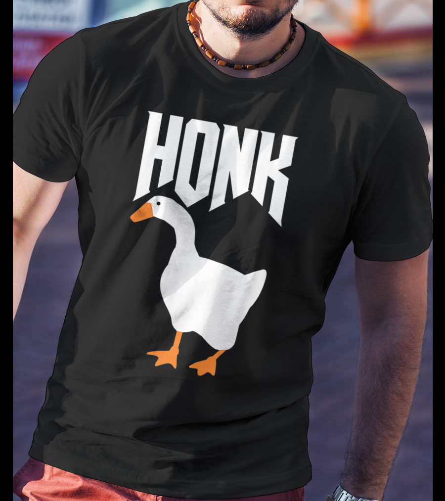 Honk Goose Funny Video Gamer Untitled Goose Game T-Shirt